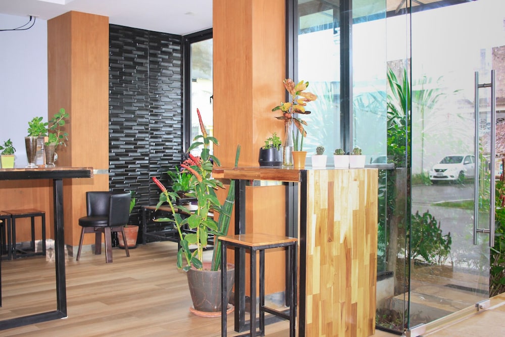Pn Boutique House 62/71