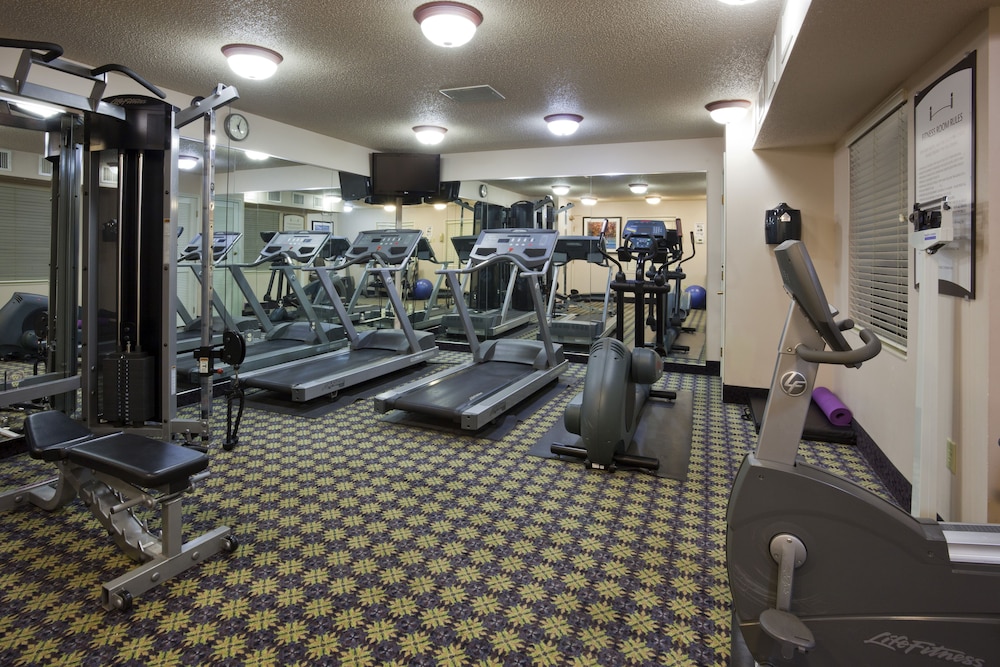 Candlewood Suites Eagan Arpt South - Mall Area, an IHG Hotel 38/68