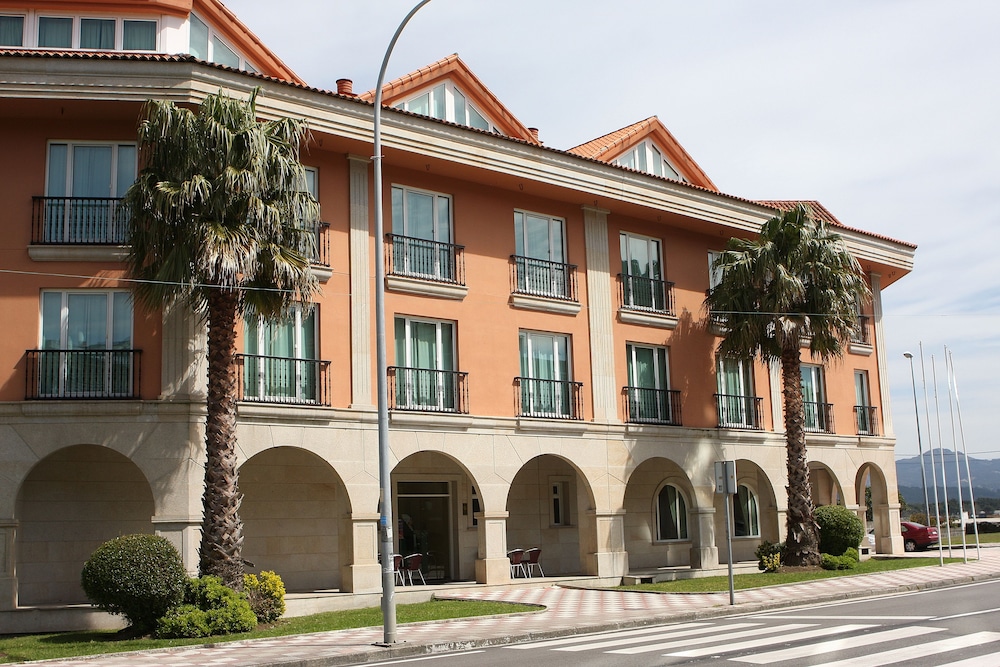 Bahia Bayona Hotel 3/20