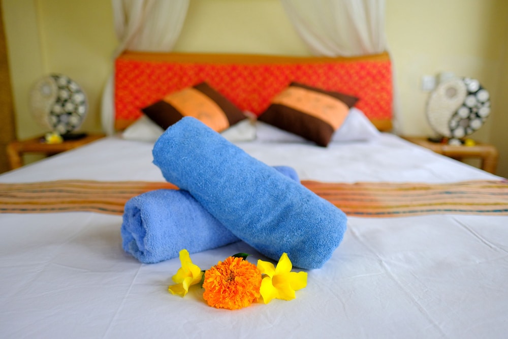 Dukuh Village Homestay & Villas 35/72