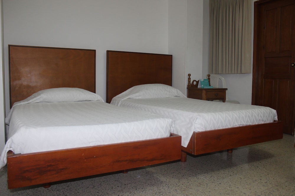 HOTEL MONTERREY 17/45