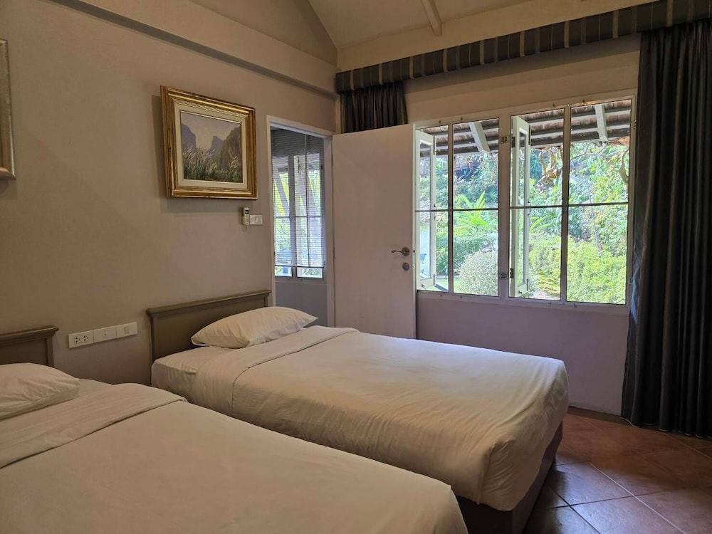 Vanilla Hill (Hill Lodge) 8/50