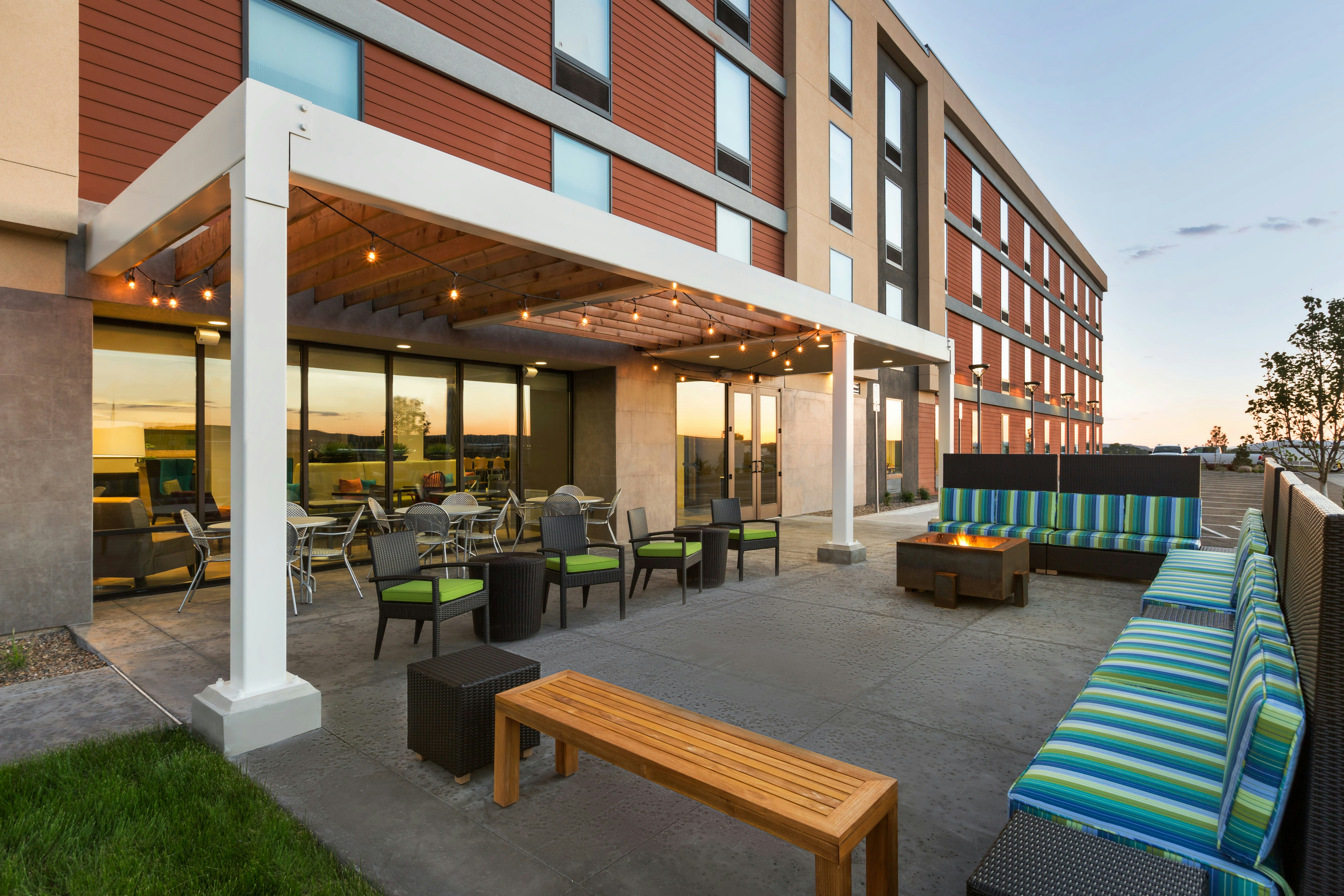Home2 Suites by Hilton Farmington/Bloomfield 17/28
