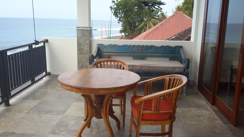 Amed Beach Villa 34/49