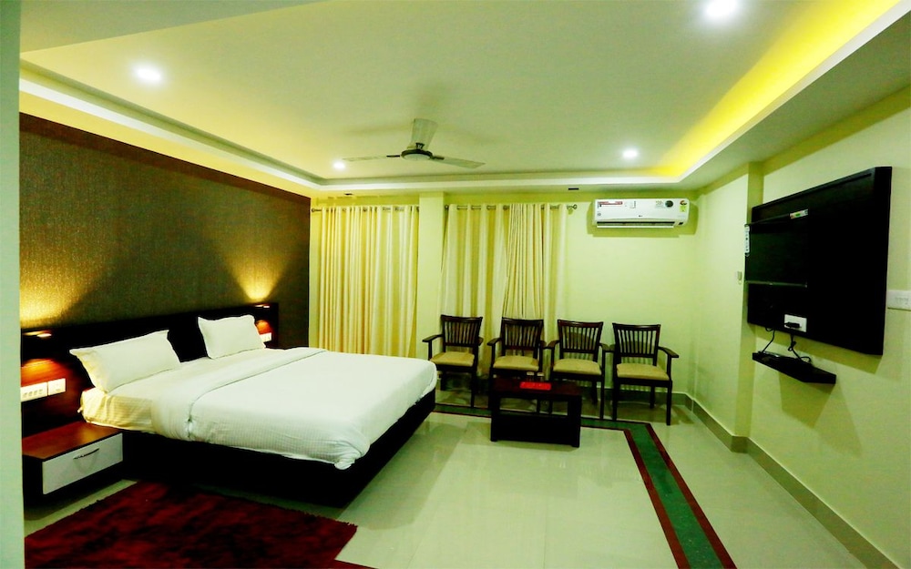 Hotel Brahmaputhra 14/33