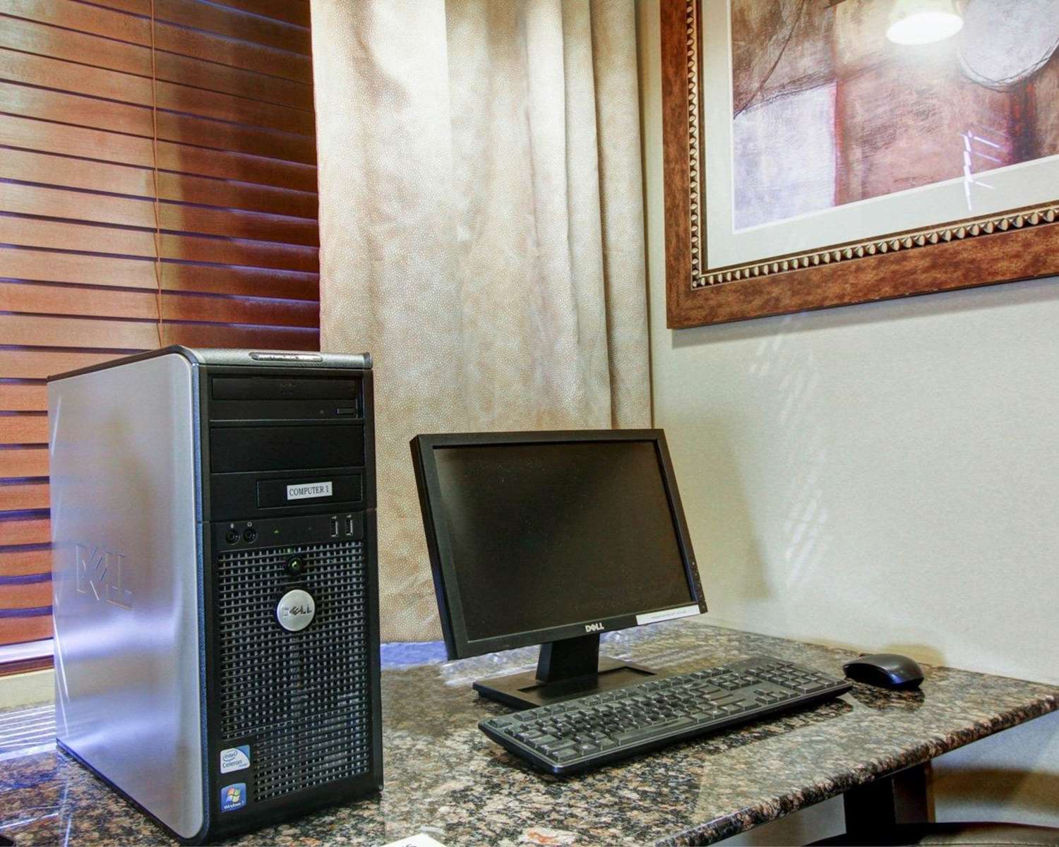 Comfort Suites Fort Stockton 21/26