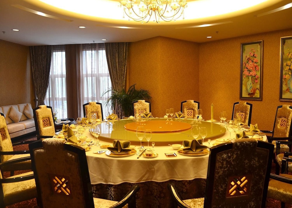 Days Hotel and Suites by Wyndham Hengan Chongqing 28/54