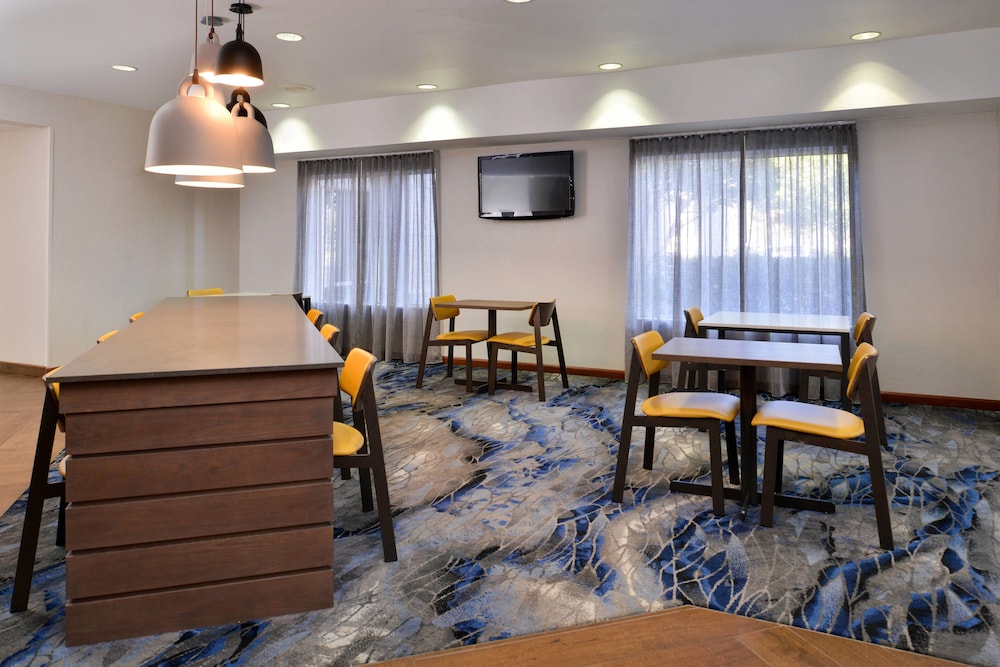 Fairfield Inn by Marriott Ocala 23/34