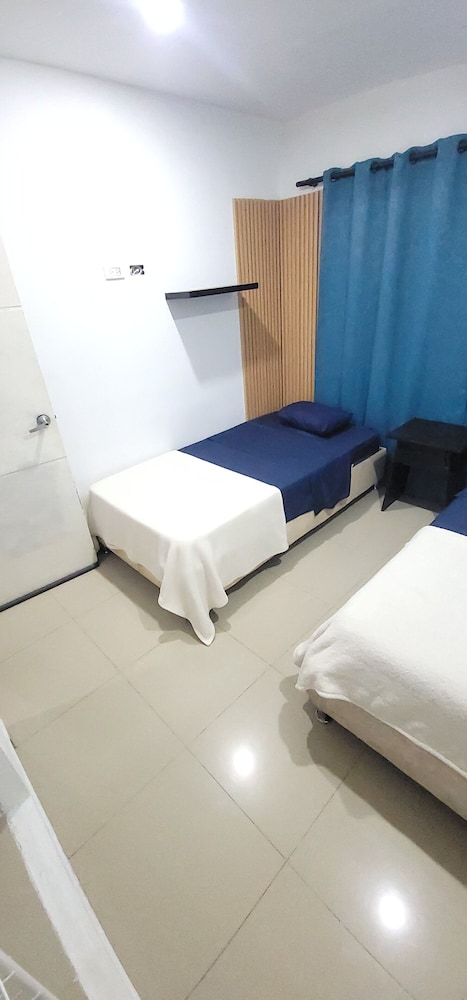 MIXED DORM, STANDARD, TWIN BEDS, PRIVATE BATHROOM