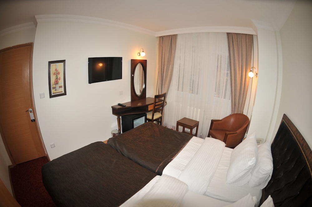 Palace Point Hotel 29/42
