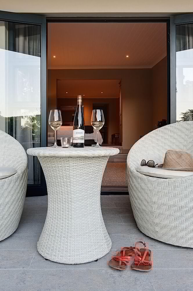 Jordan Wines Luxury Suites 6/61