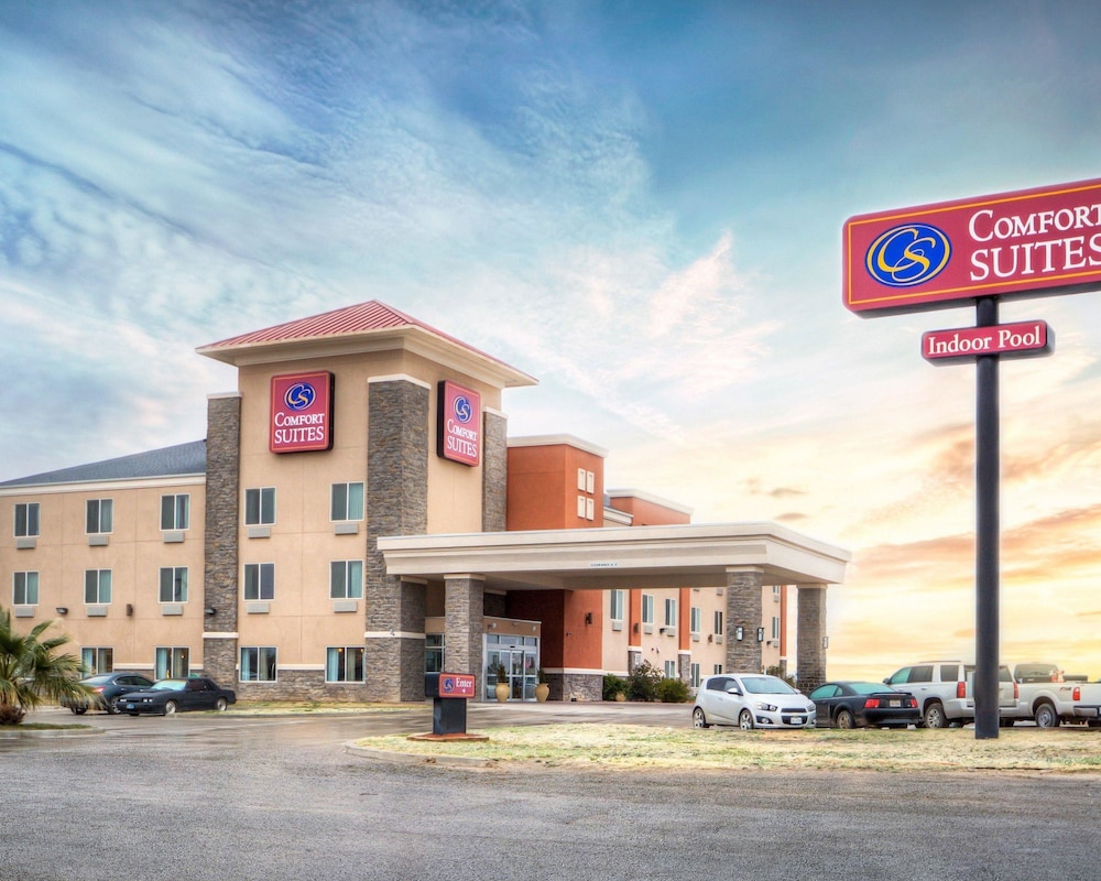Comfort Suites Pecos 1/42
