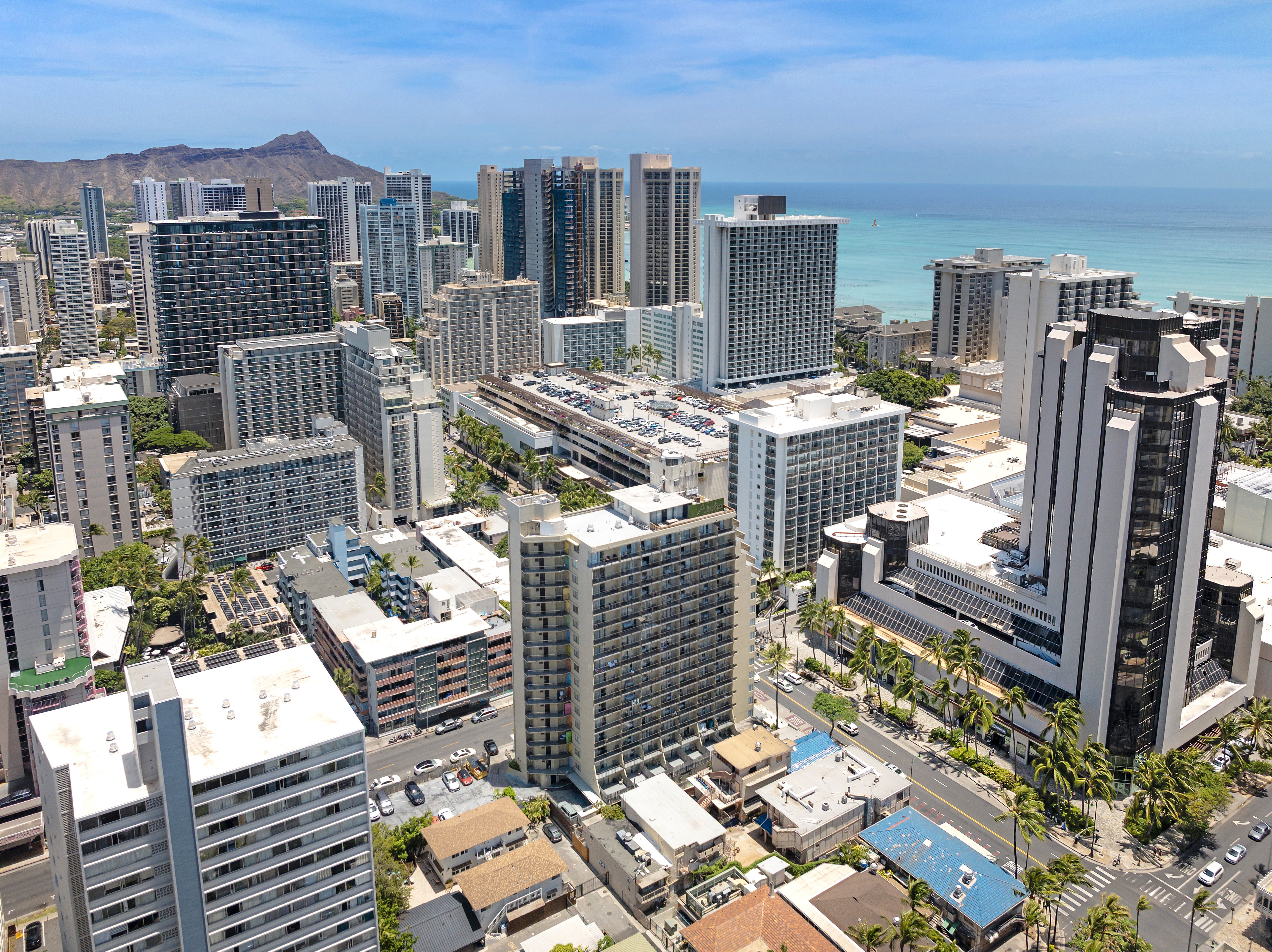 Ohia Waikiki Studio Suites 8/99