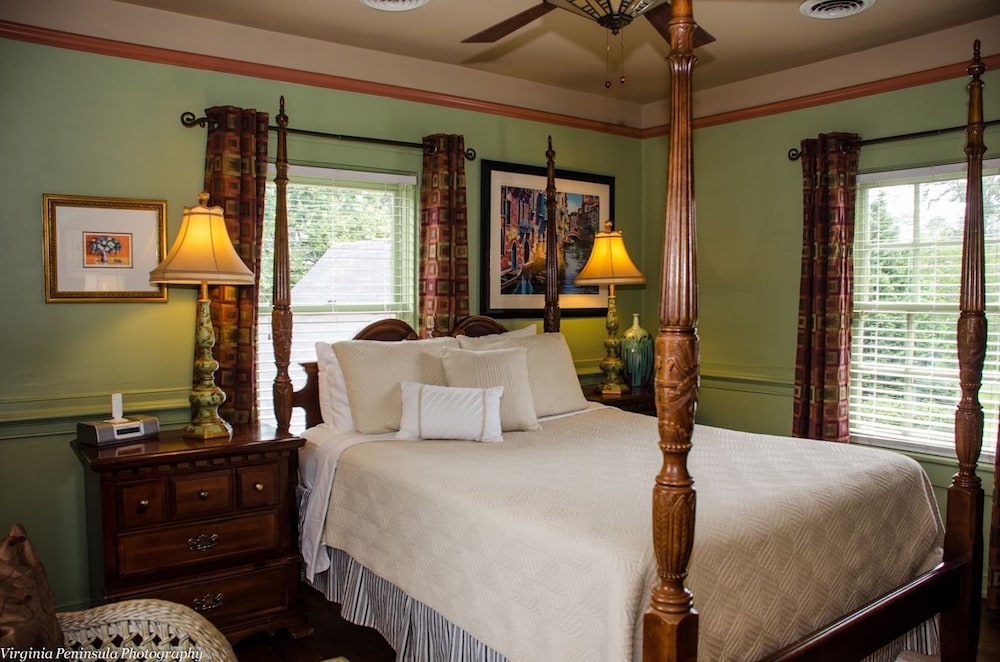 Williamsburg Manor B&amp;B 10/50