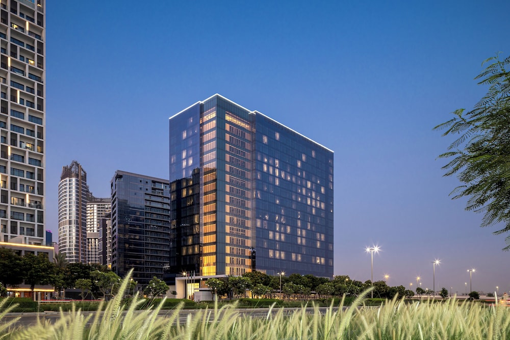 Sky Bay Hotel 2/50
