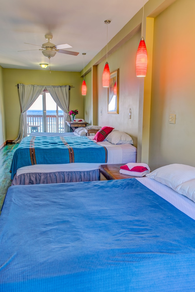 Lands End Hotel 20/71