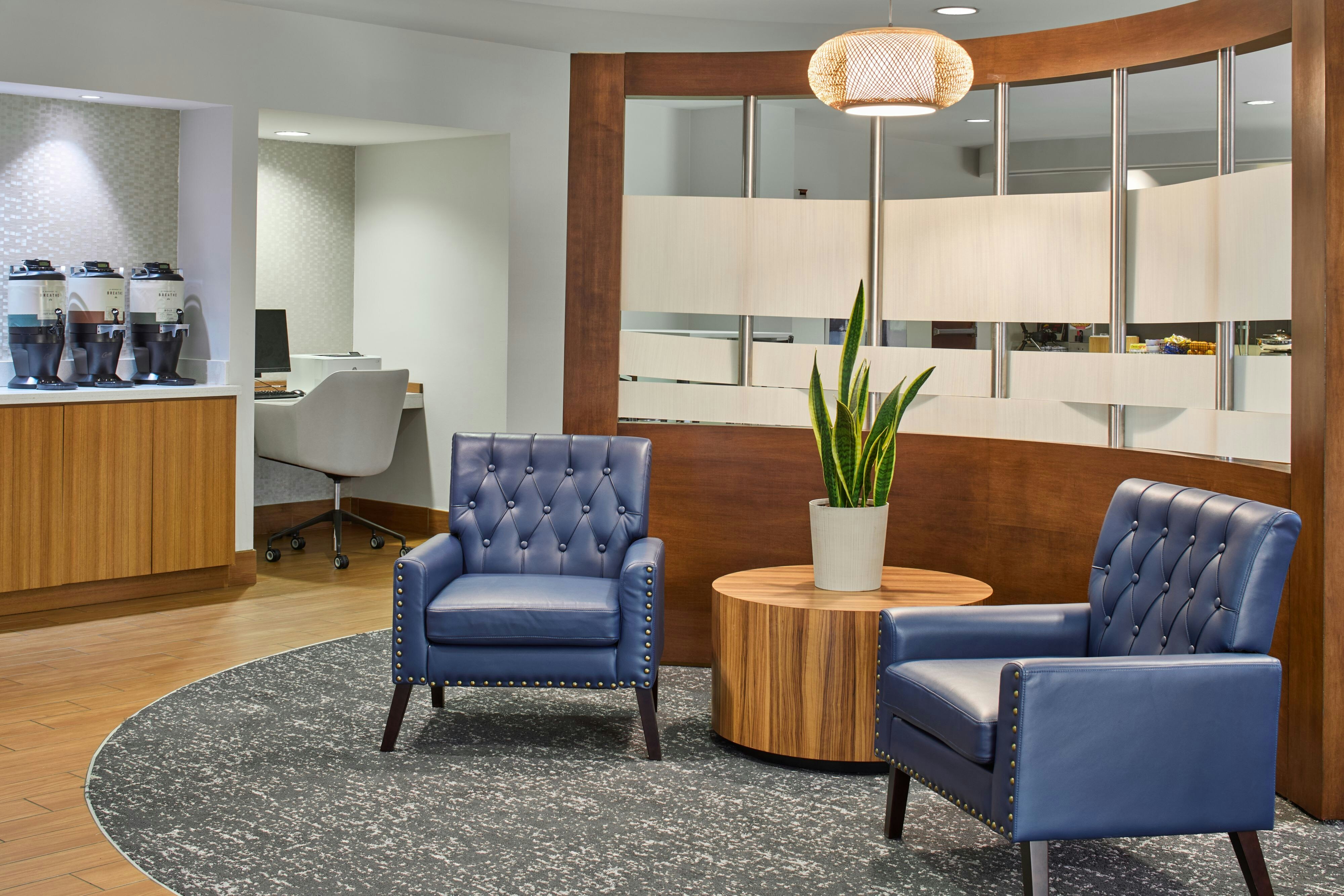 SpringHill Suites by Marriott Atlanta Alpharetta 24/48