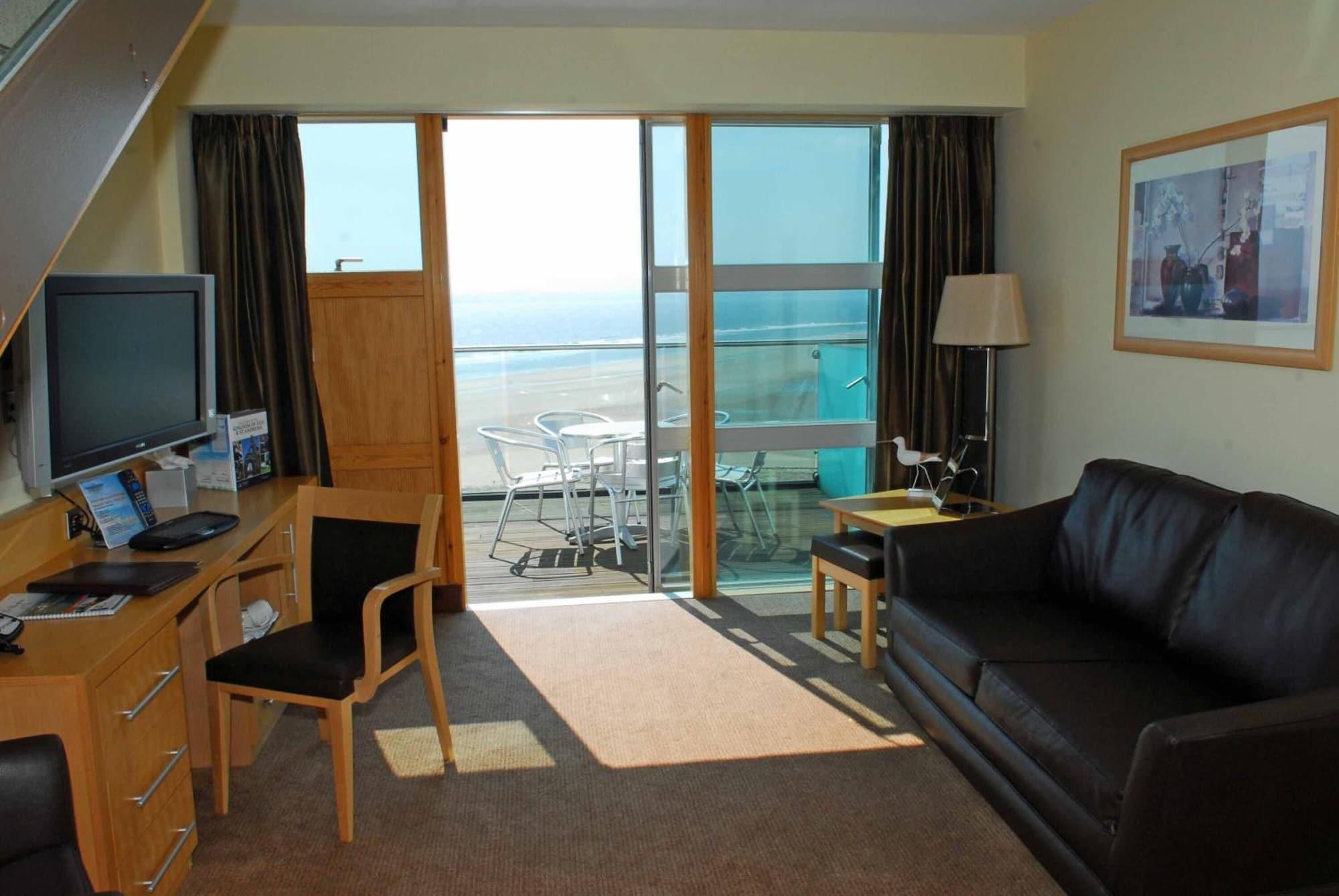 The Bay Hotel 21/39