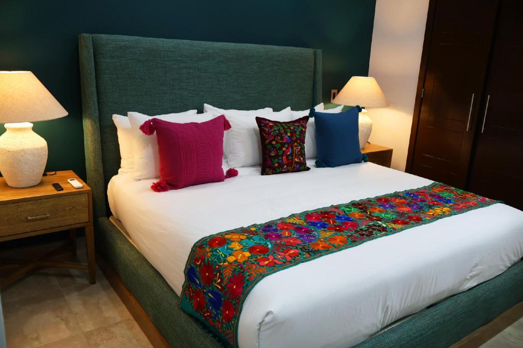 Room, 2 Beds, Partial Ocean View, 2 Bathrooms، Signature by Pinnacle 4/4