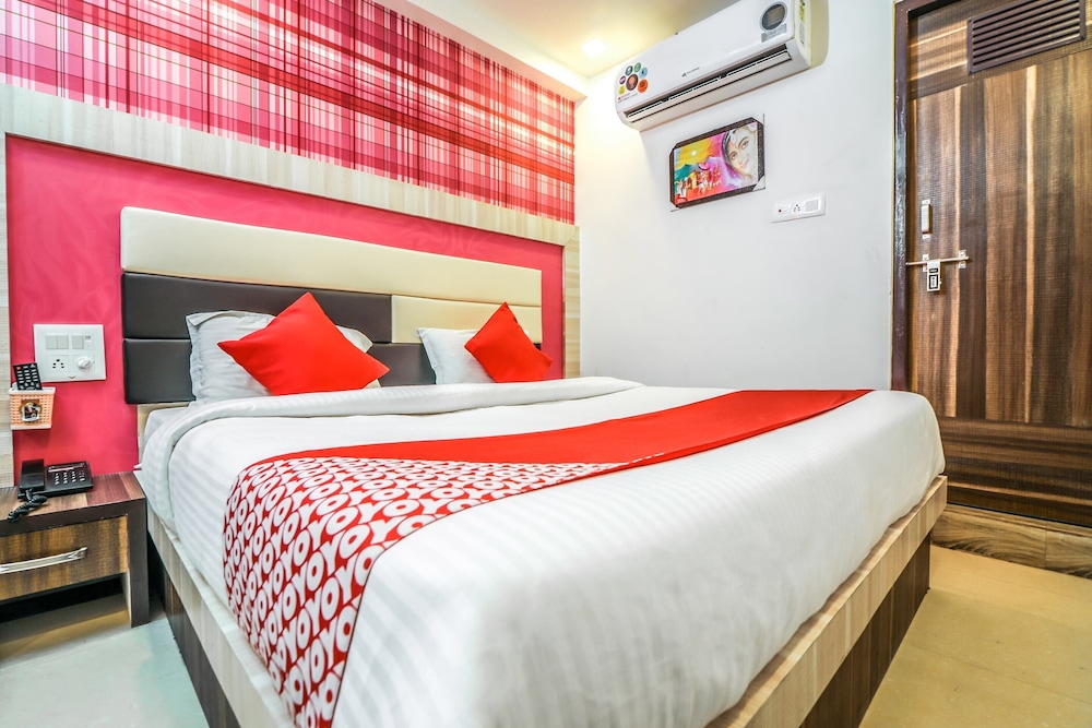 Oyo 11840 Hotel Venus 15/23