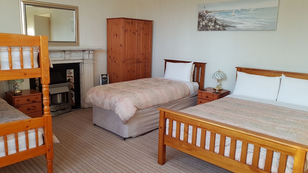 The Wycliffe Guest House 25/70