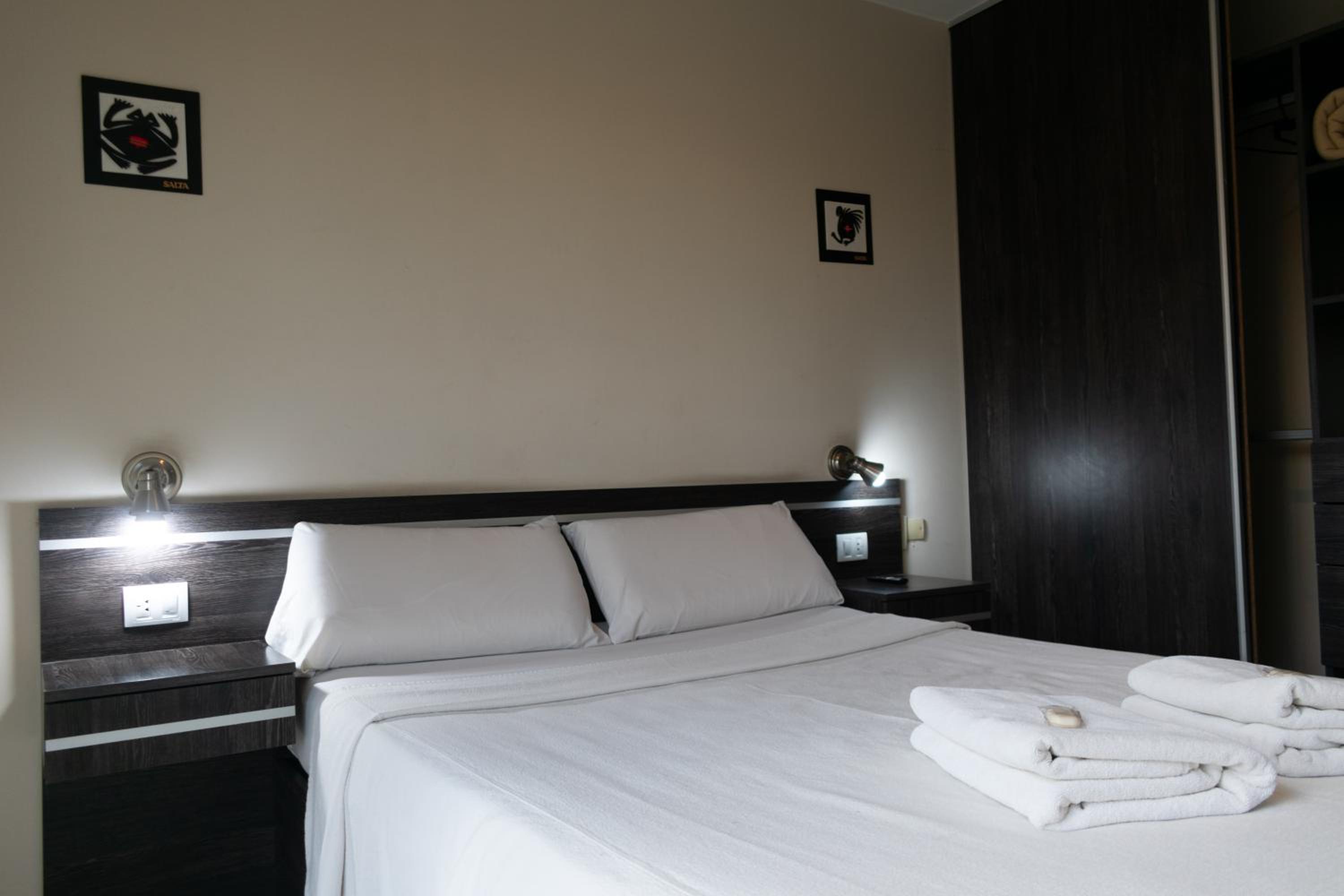 Nubes Apart Hotel 11/45