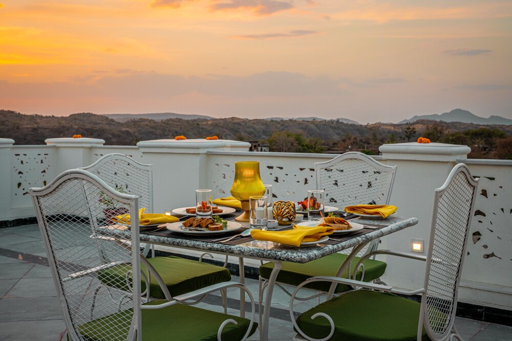 Tree of Life Vantara Resort and Spa Udaipur 14/27