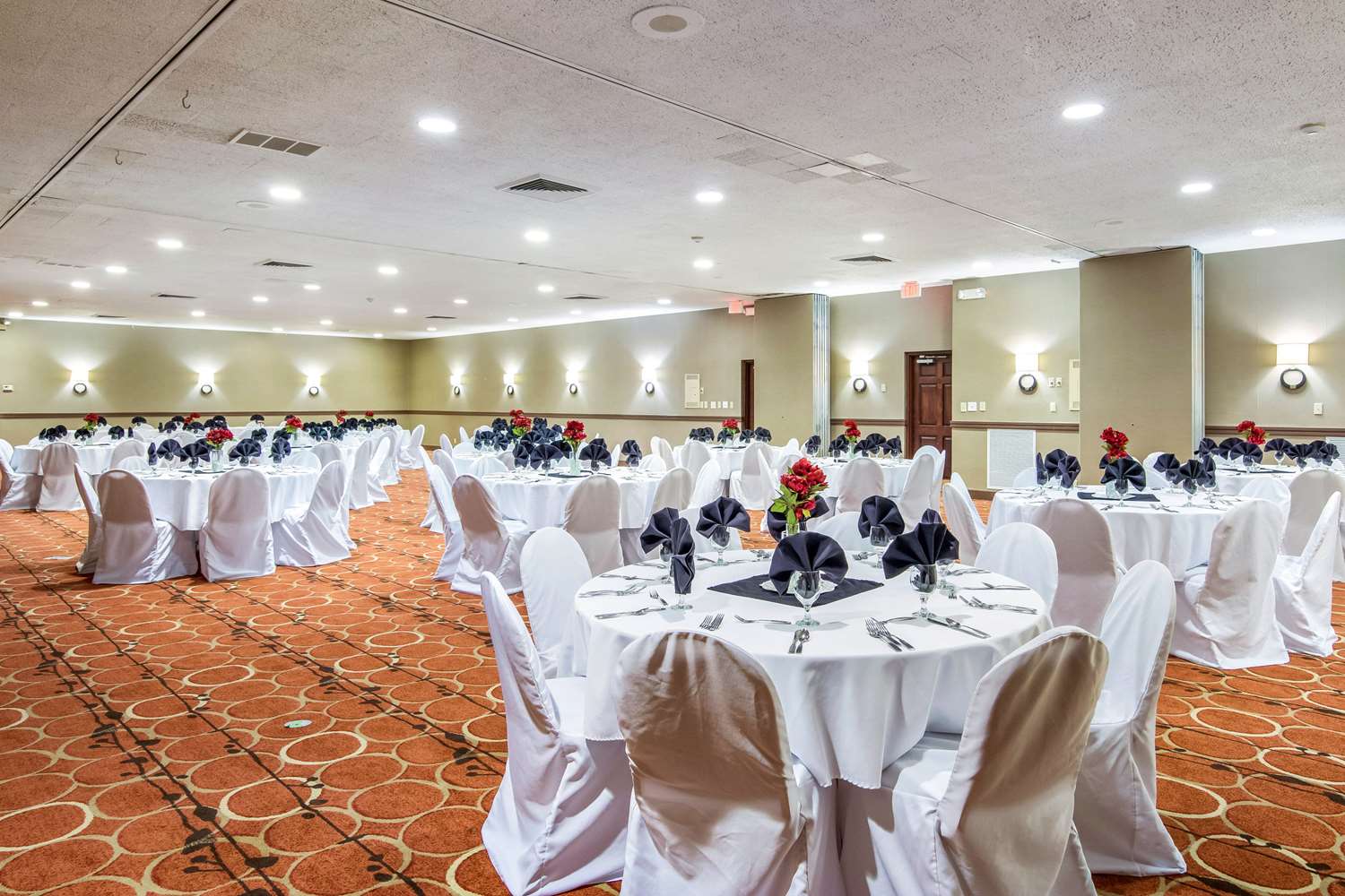 Cayuga Blu Hotel 9/21