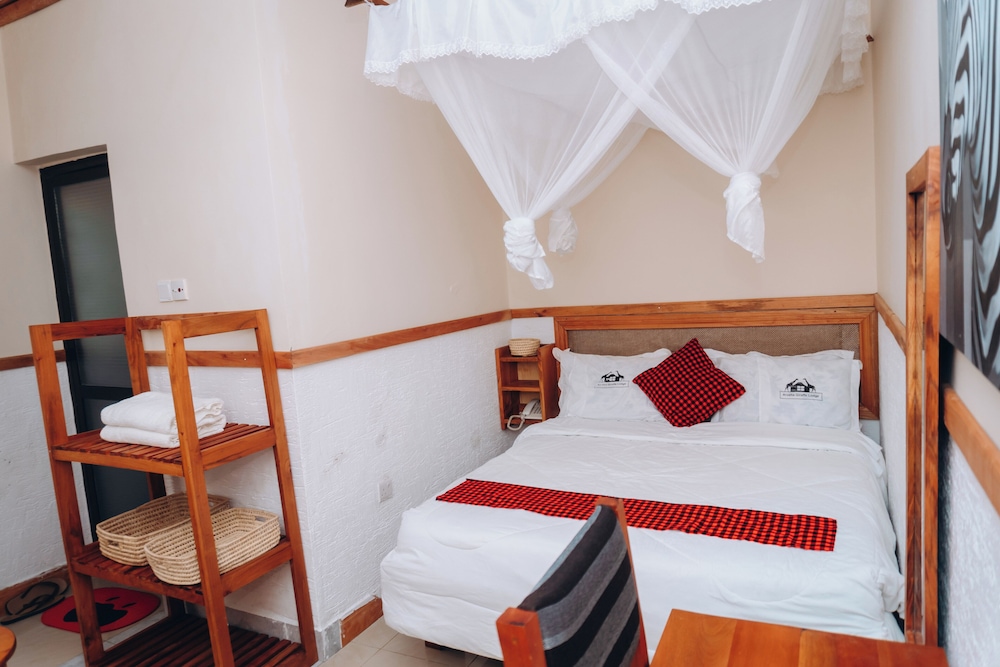 Arusha Giraffe Lodge 12/50
