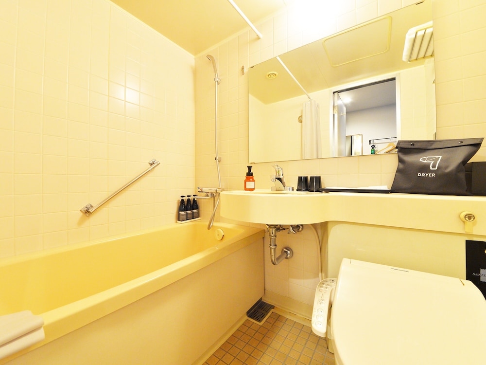 LC Goryokaku Hotel 50/53