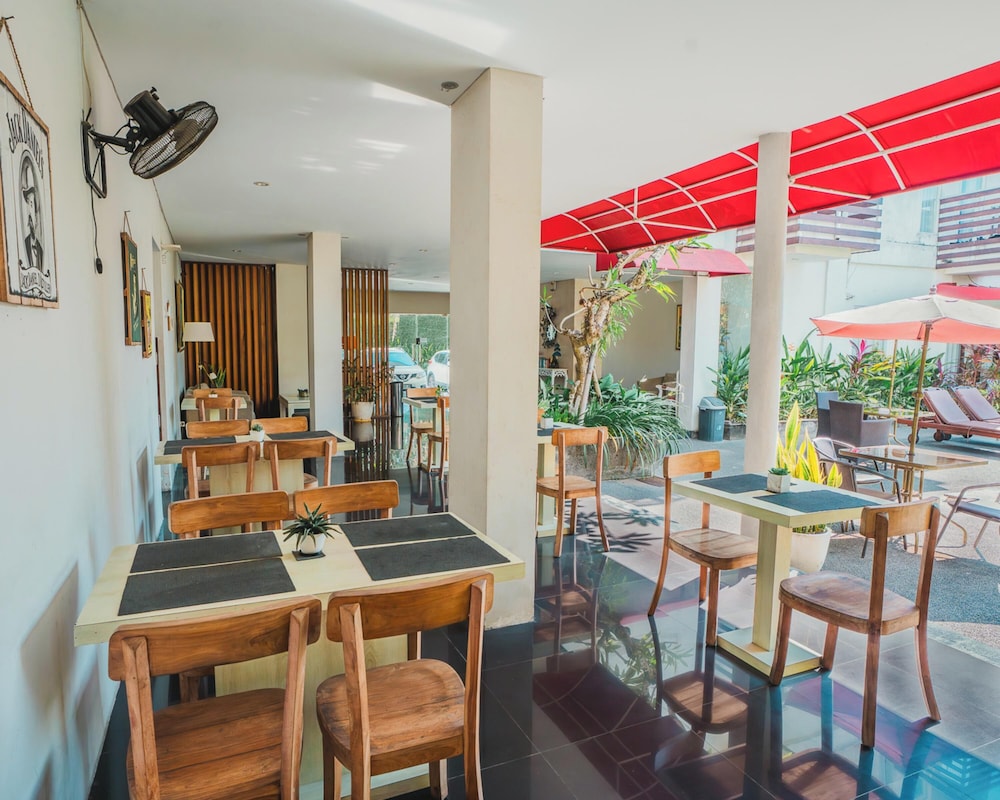 THE RINAYA CANGGU 32/49