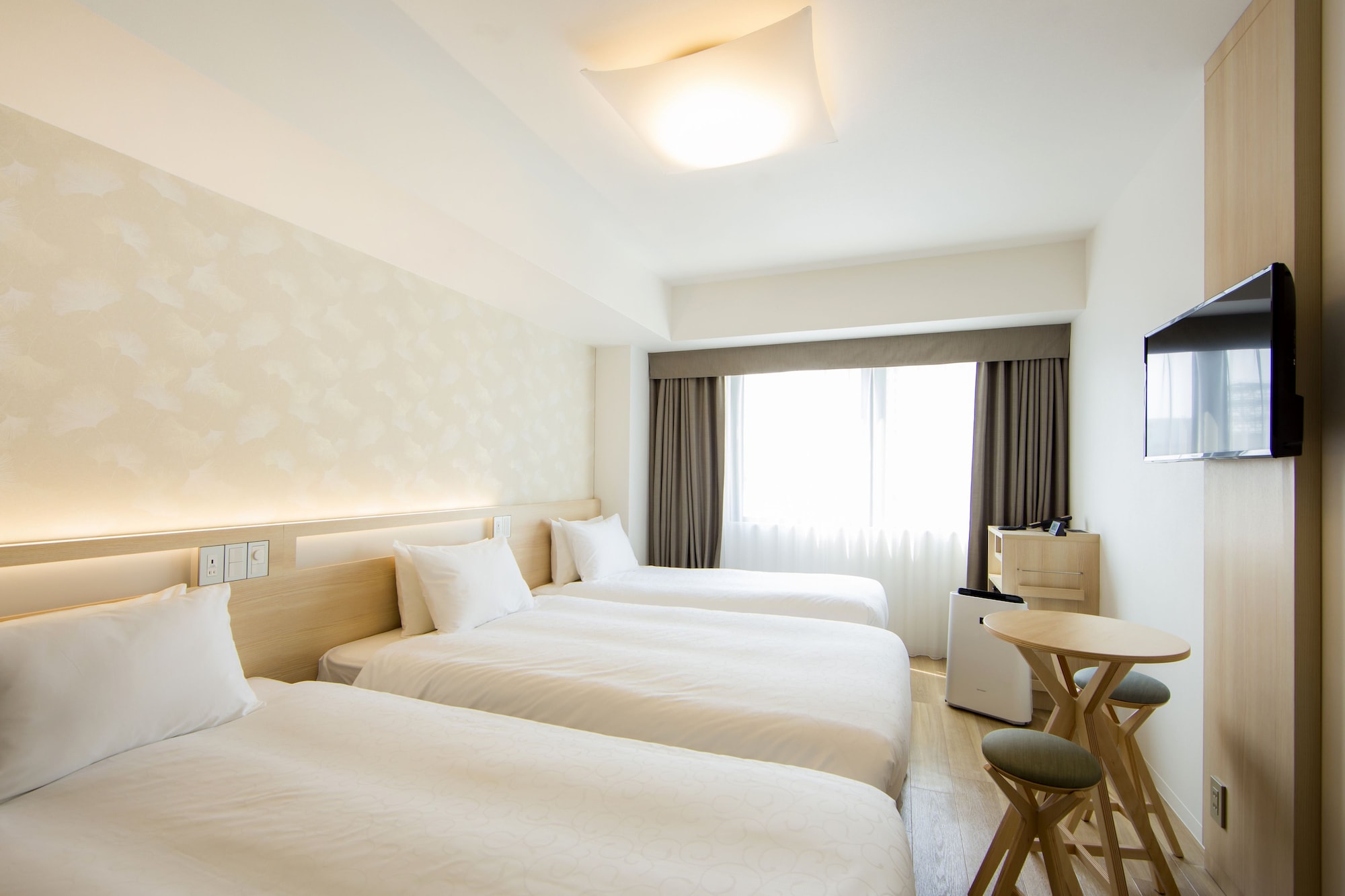 ROOM, TWIN BEDS, WITH EXTRA BED