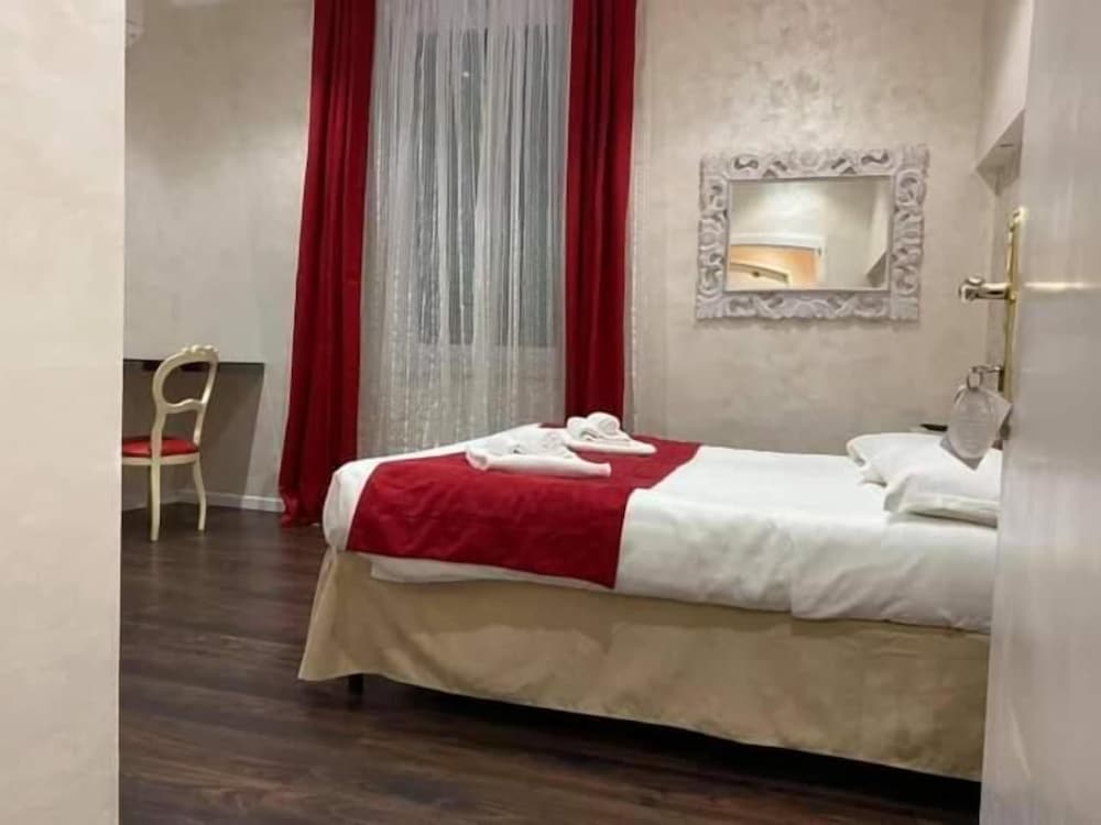 Hotel Moderno 25/50