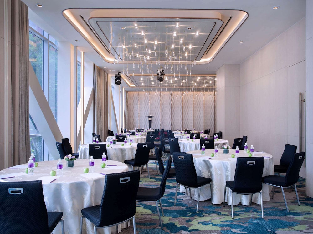 Mercure Singapore Bugis 62/72