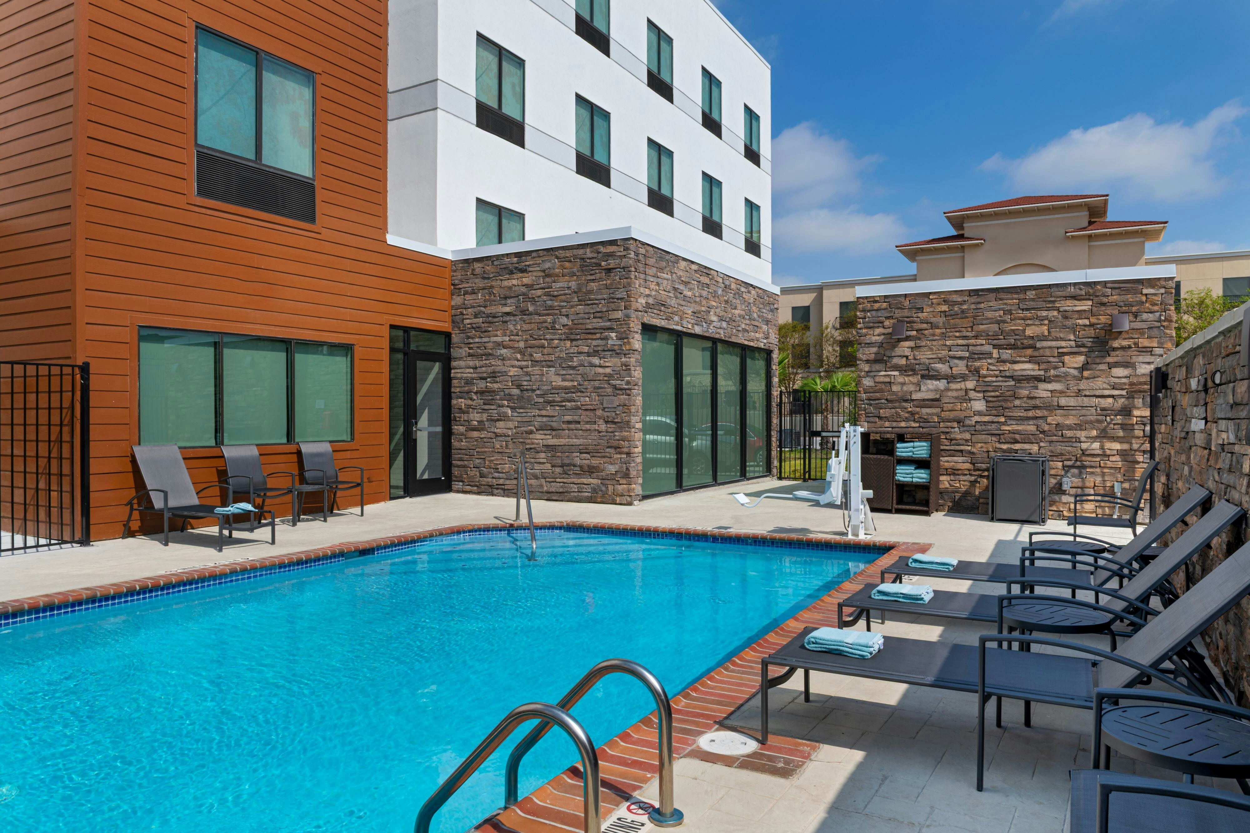 Fairfield Inn & Suites by Marriott Del Rio 20/21