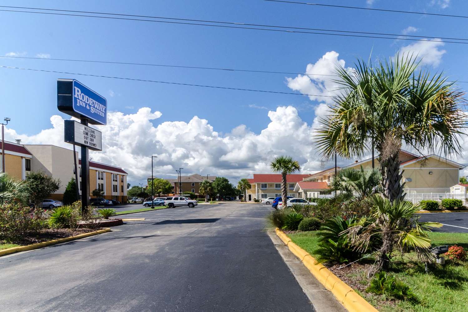Rodeway Inn & Suites Jacksonville Near Camp Lejeune 45/51