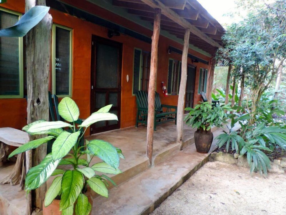 Tingalaya’s Retreat 2/45