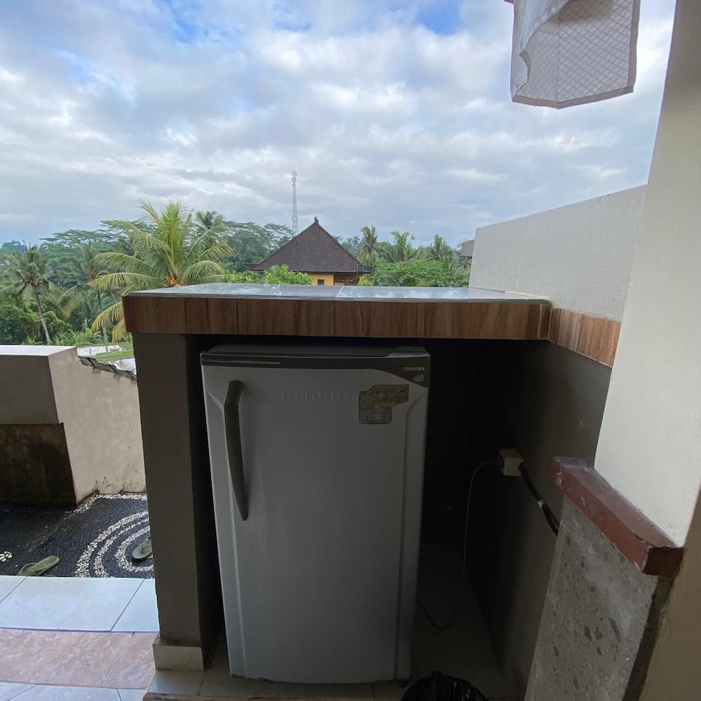 Dukuh Village Homestay & Villas 46/72
