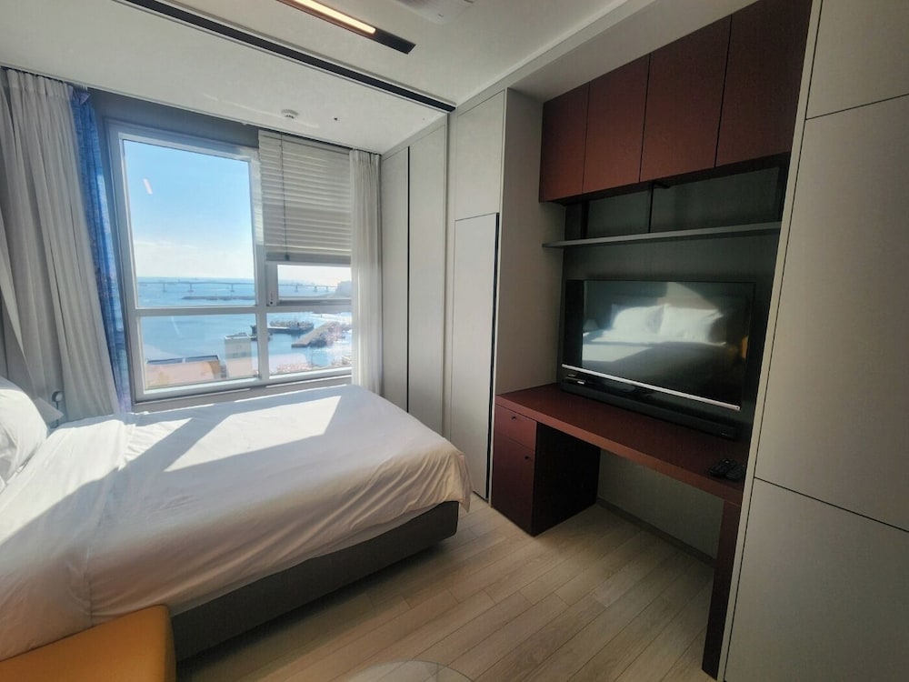 PANORAMIC, STUDIO, SUITE