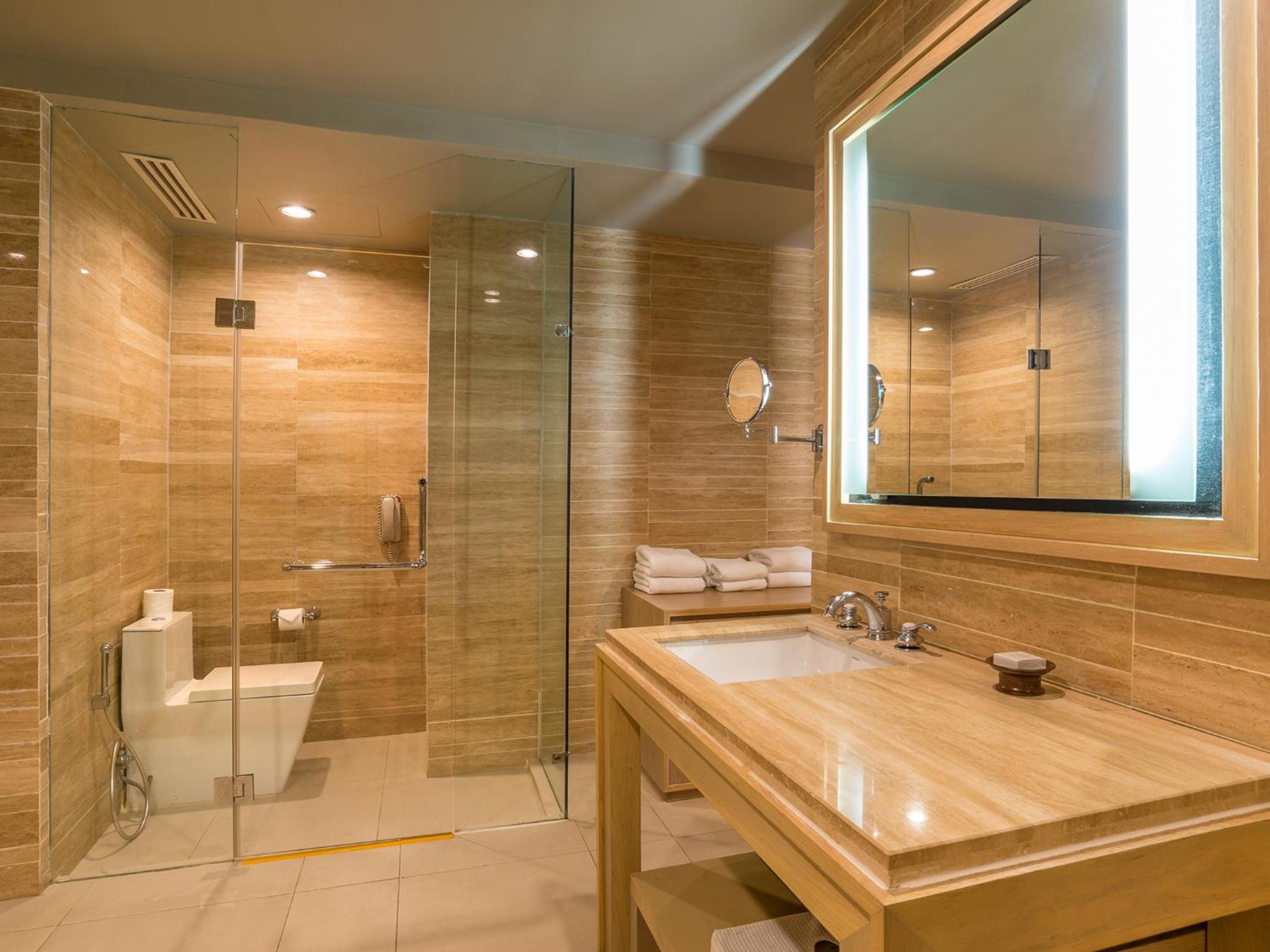 Club One Bedroom Sea Facing Suite, Dusit Thani Krabi Beach Resort 3/6