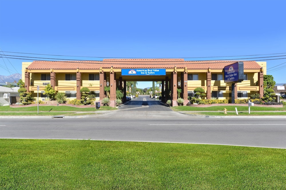 Americas Best Value Inn & Suites Fontana 1/22