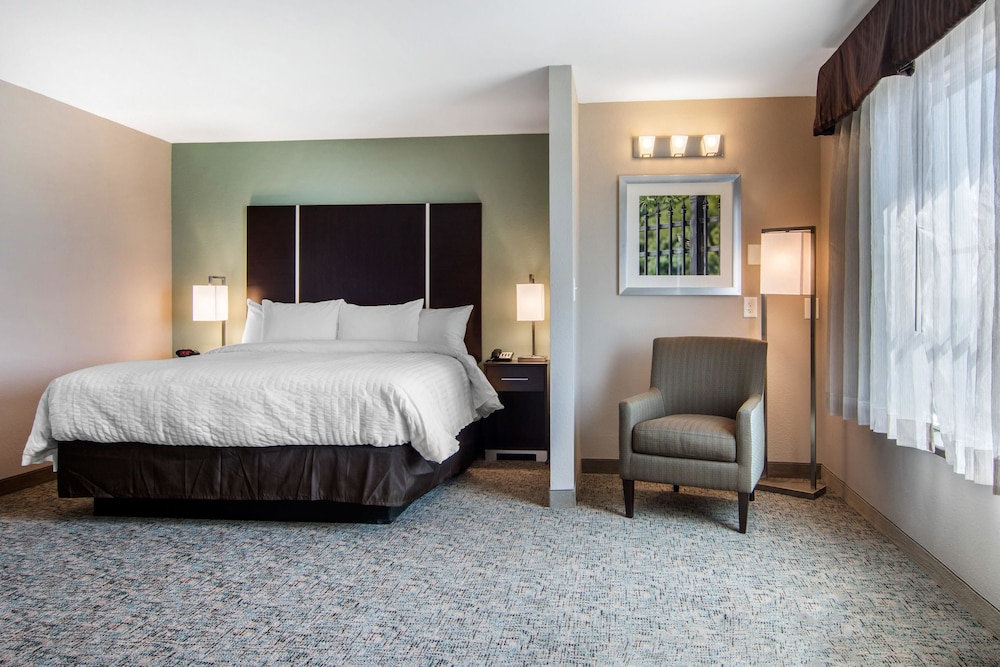 ROOM, KING BED