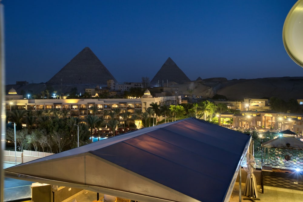 NOZOL PYRAMIDS HOTEL 34/59