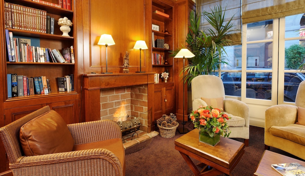 Hotel le Clement 32/50