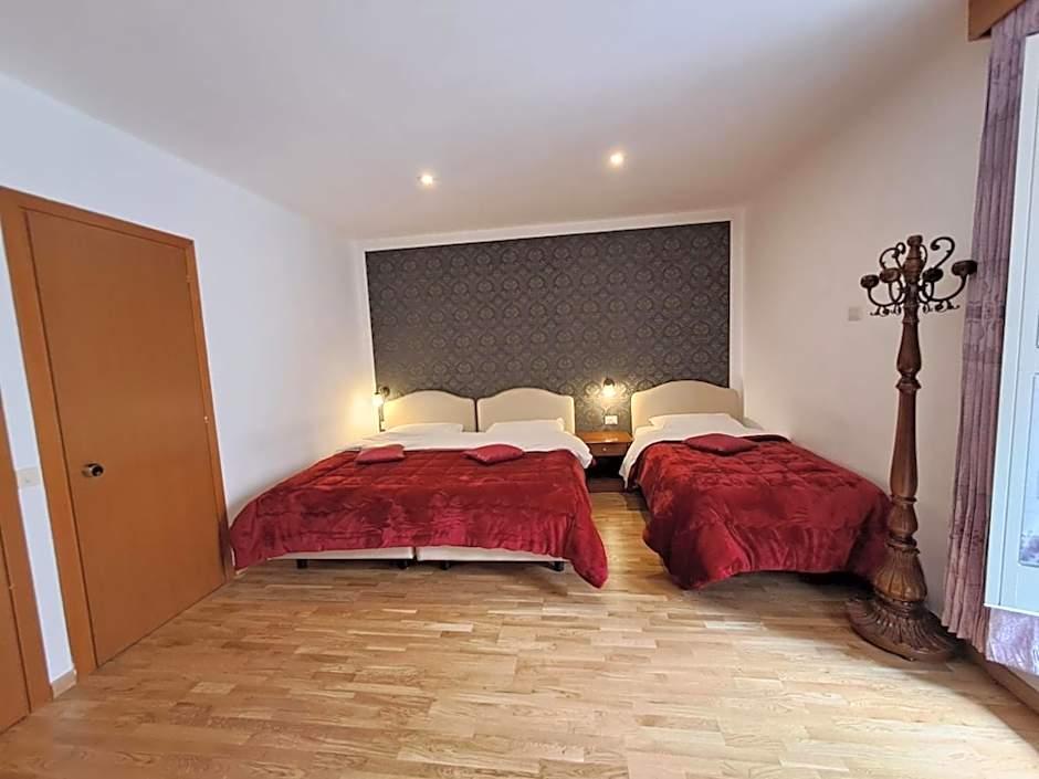 Hotel Fenicia 5/49