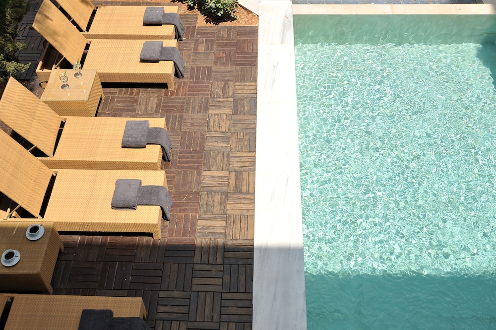 Athenian Riviera Hotel & Suites 9/72