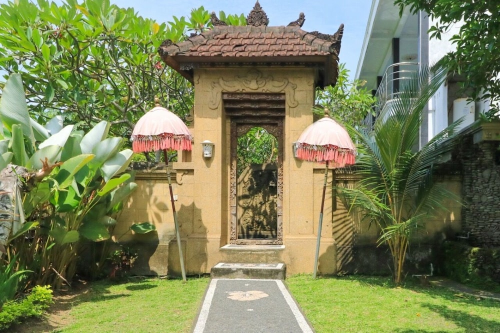 Hotel Gianyar 52/59