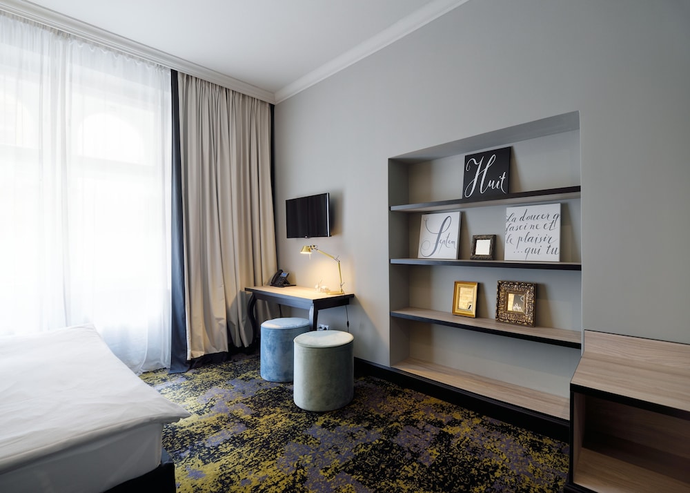 numa l Root Rooms and Apartments 61/81