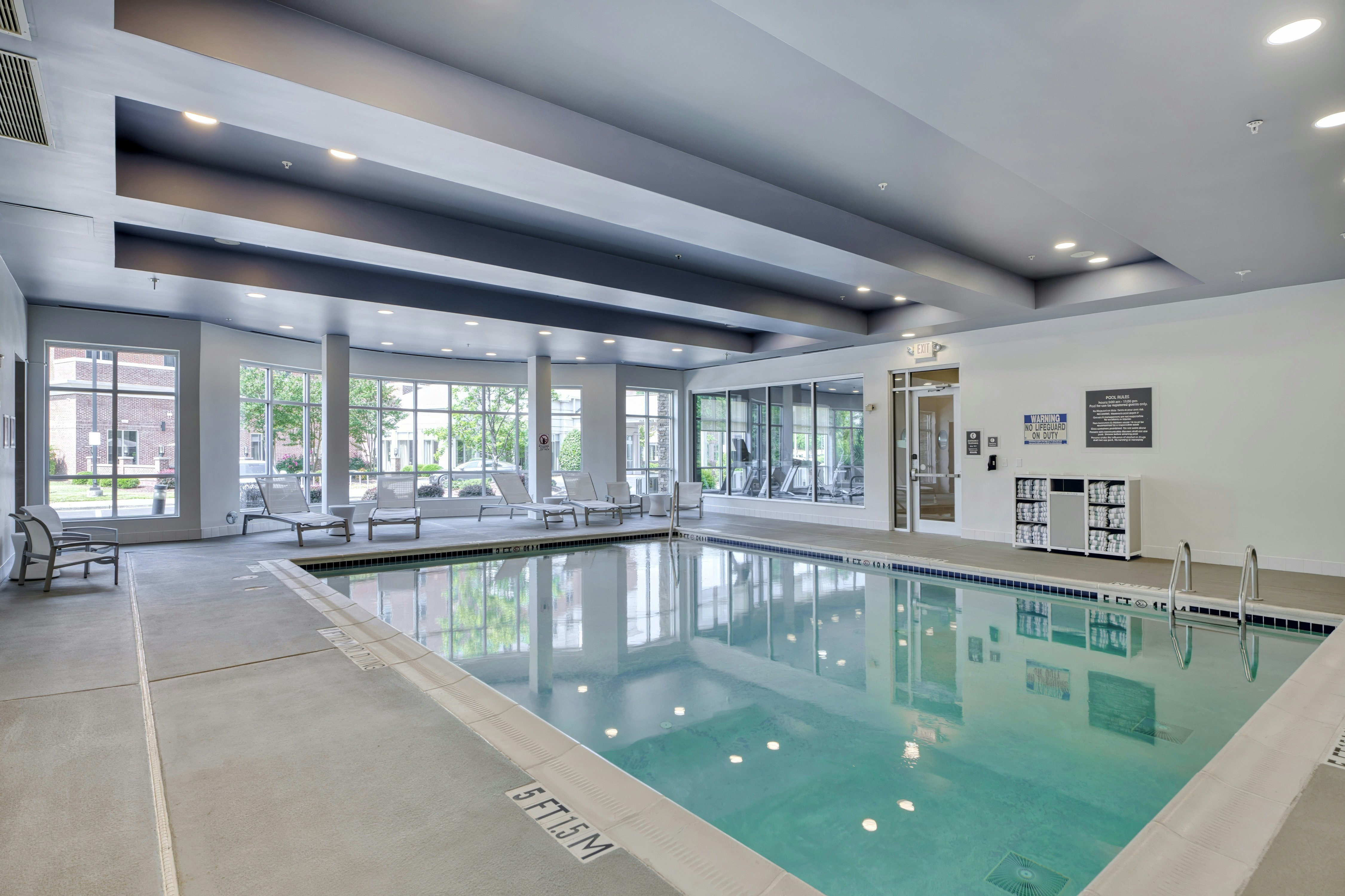 Doubletree By Hilton Raleigh Cary 25/51