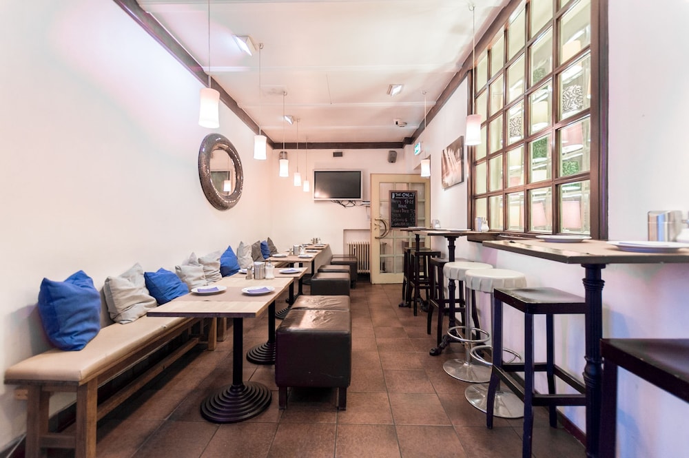 Smart Stay Hotel Station 29/37